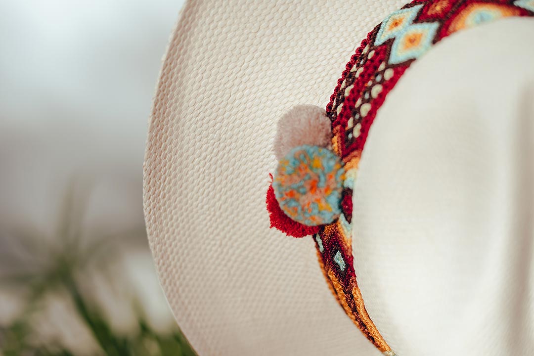 07 Chiapaneco Chic Ivory