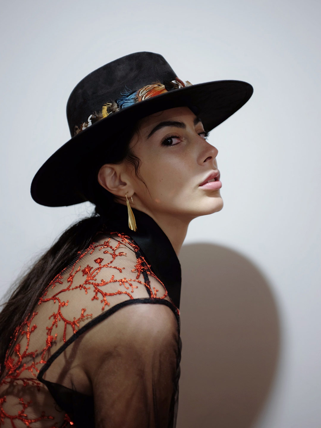 04 Feathered Palo de Yucca