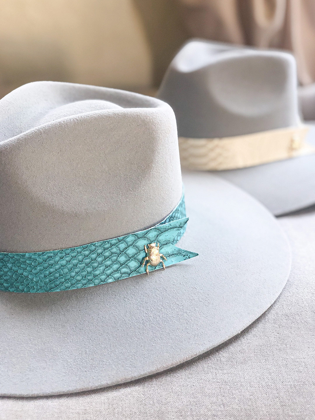 07 Faux animal skins Palo de Yucca