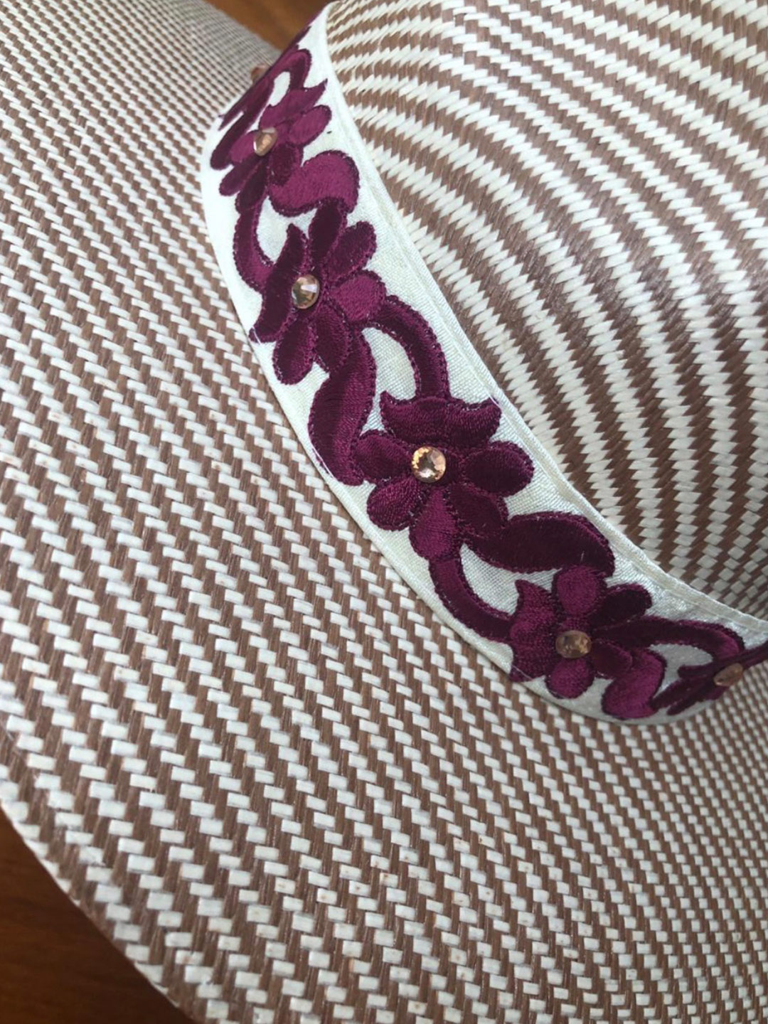 03 Flora Bicolor Palo de Yucca